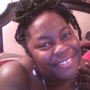 Meet your Posher, Latoya